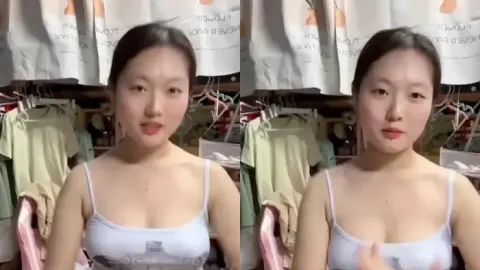 鹿鹿不穿衣翘臀